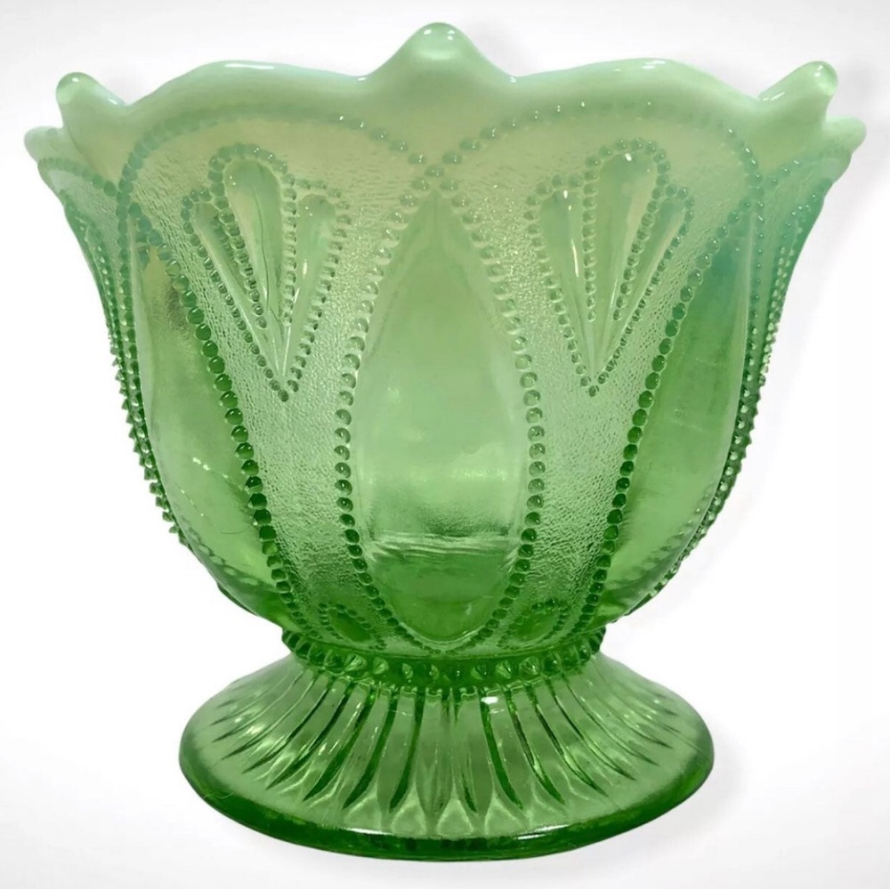 Northwood Antique 1906 Roulette Green Opalescent Nut Bowl 4.75” Tall!